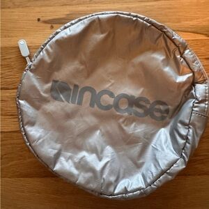 Incase Metallic Silver Round Headphone Case